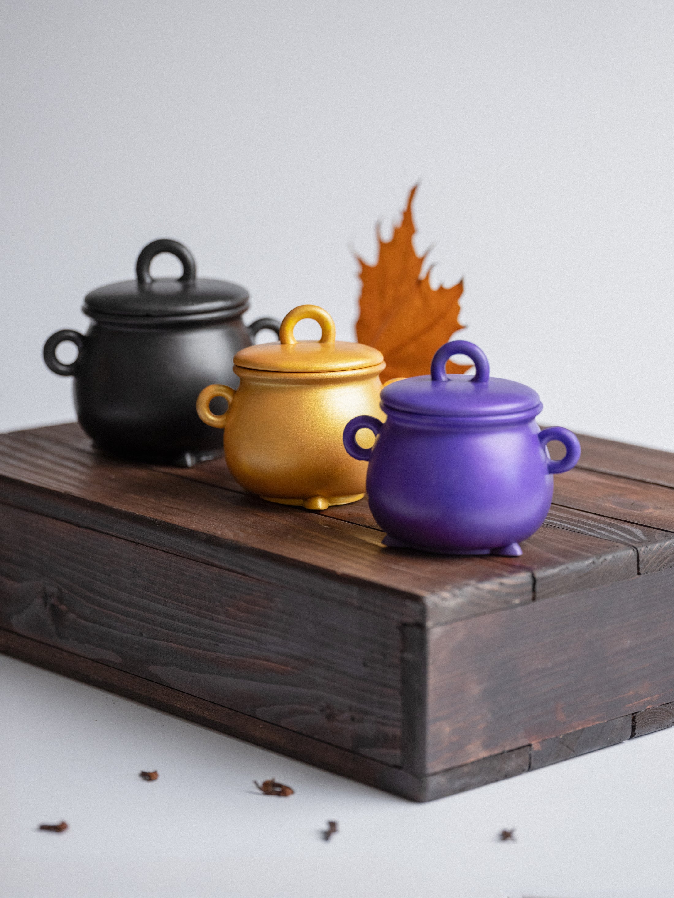 Witchies Cauldron gyertyatartó