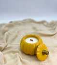 Kép betöltése a Galéria nézőbe, Pumpkin Lantern gyertyatartó
